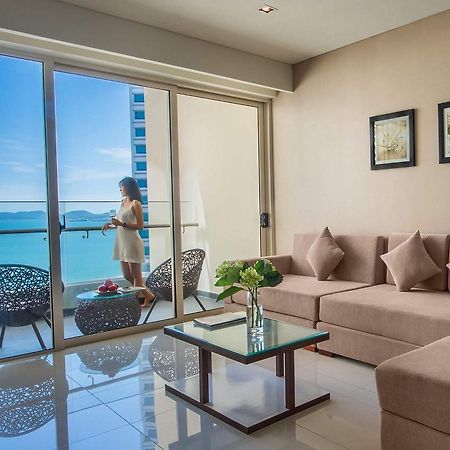 Luxury Sea View Apartment Нячанг Екстер'єр фото