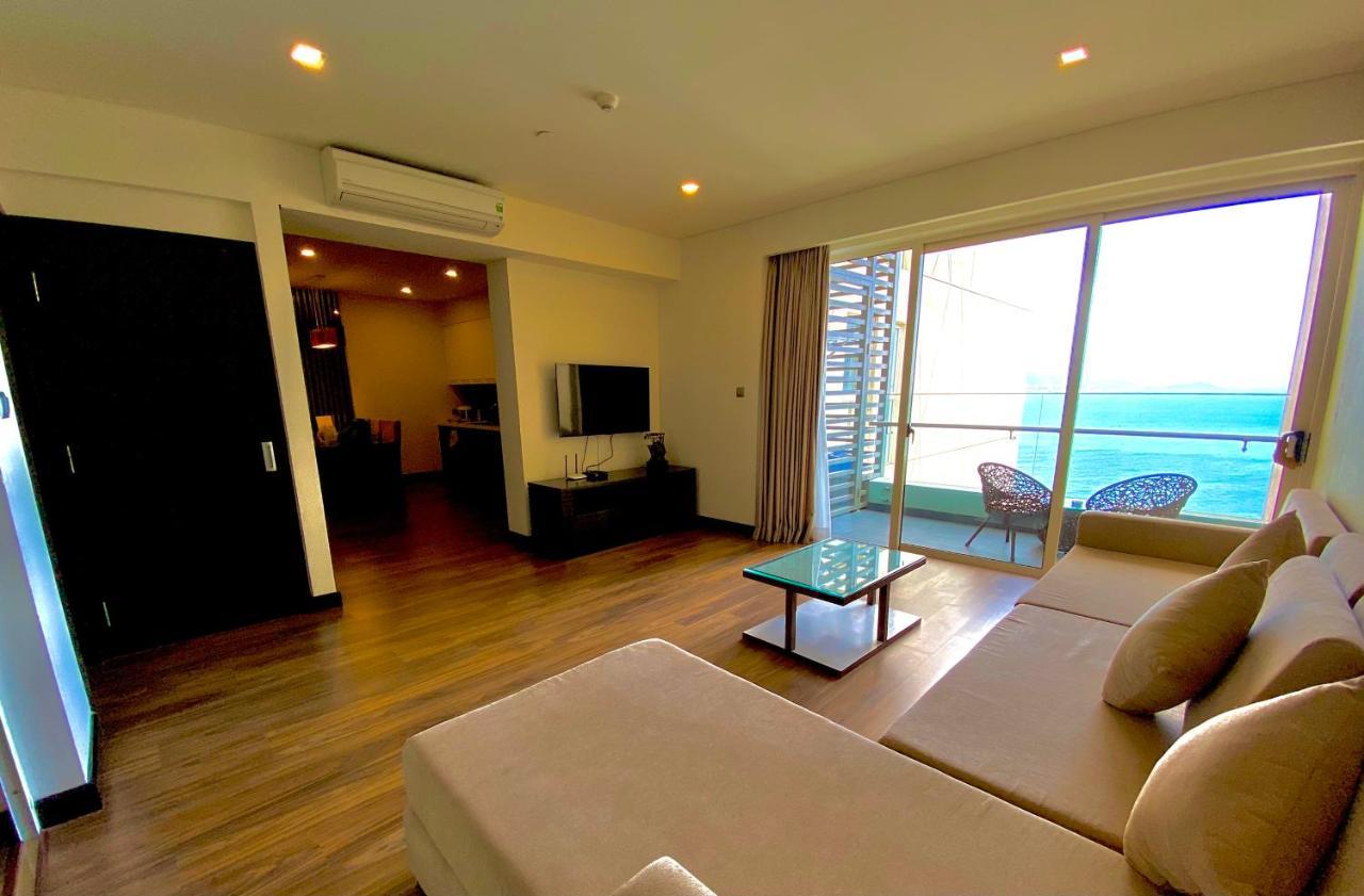 Luxury Sea View Apartment Нячанг Екстер'єр фото