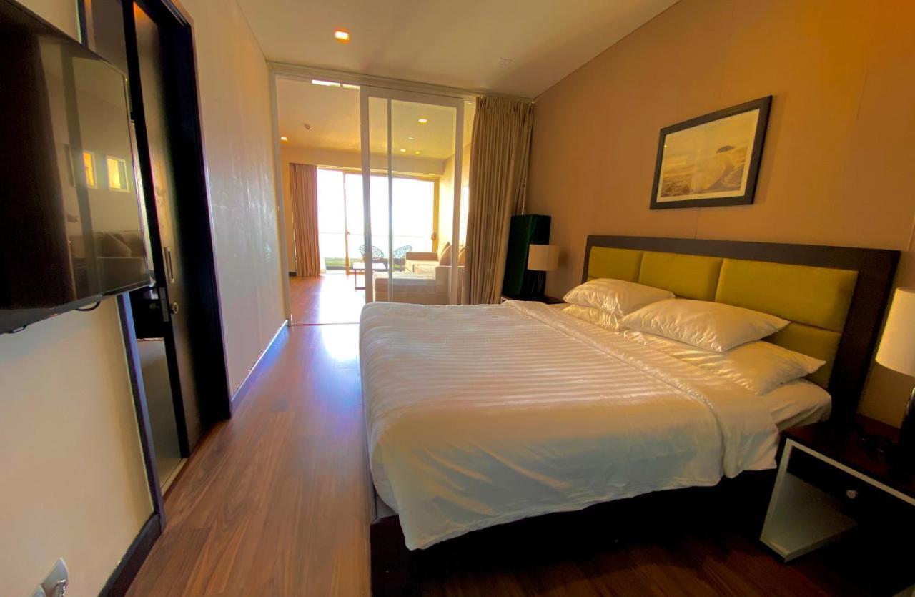 Luxury Sea View Apartment Нячанг Екстер'єр фото